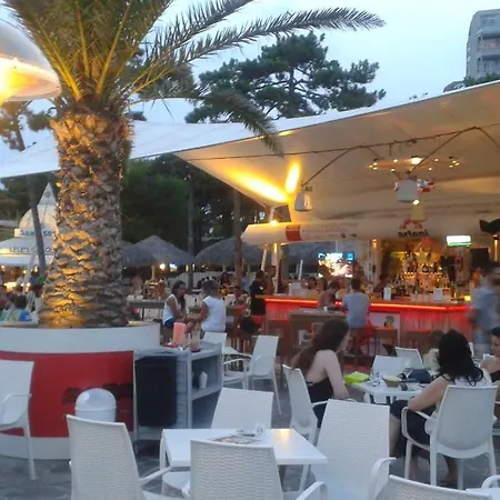 Signora Ruth - Sabbiadoro Residence Lignano 公寓