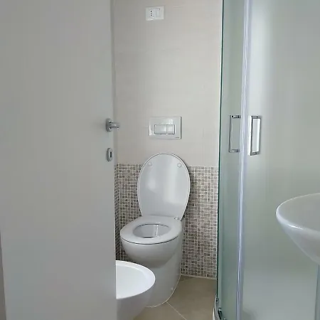 Signora Ruth - Sabbiadoro Residence Lignano * 利尼亚诺萨比亚多罗